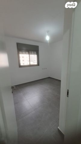 דירה, נחל מירון 1, מורדות רזים, צפת