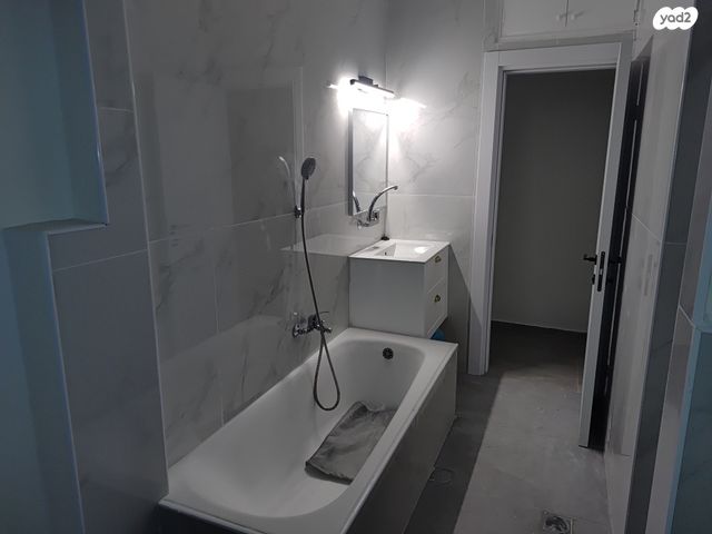 דירה, שדרות חיים וייצמן 32, צפון מזרח מרכז העיר, נתניה