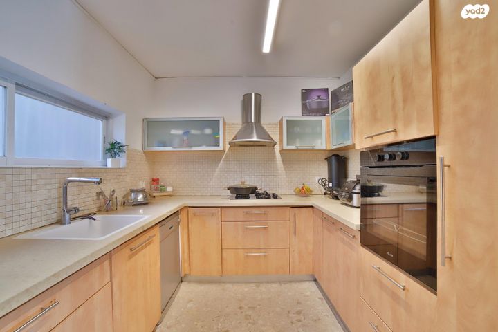 דירה, יהושע רבינוביץ 18, בן גוריון, חולון