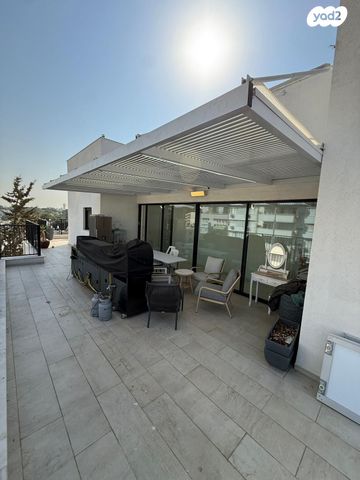 גג/ פנטהאוז, עמישב 22, תל חיים, תל אביב יפו