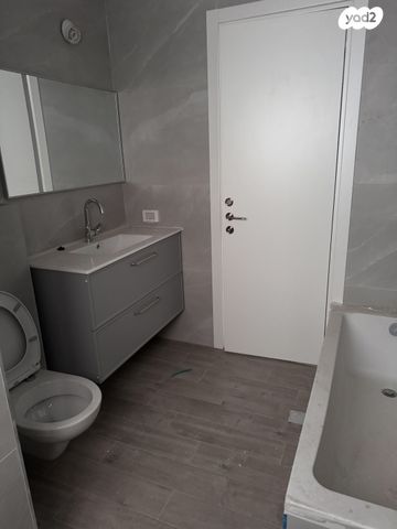 דירה, זמנהוף 5, נאות רחל, חולון