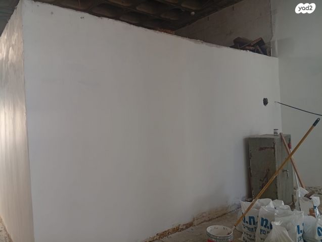 מחסנים, המפלסים 12, פארקטק פתח תקווה / אזור תעשייה קרית אריה, פתח תקווה