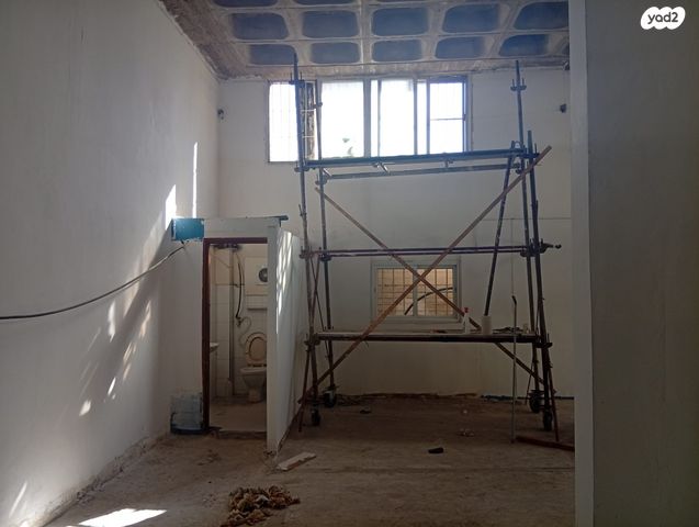 מחסנים, המפלסים 12, פארקטק פתח תקווה / אזור תעשייה קרית אריה, פתח תקווה