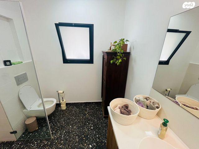 דירה, שיכון דן, נווה דן, תל אביב יפו