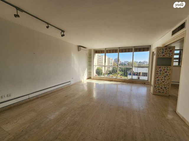 דירה, יהודה הנשיא 40, נווה אביבים, תל אביב יפו