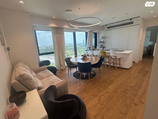 דירה, הרב ניסים, בבלי, תל אביב יפו