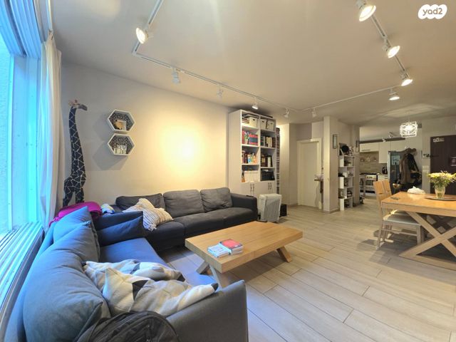 דירה, עקיבא, נווה דוד רמז, רעננה