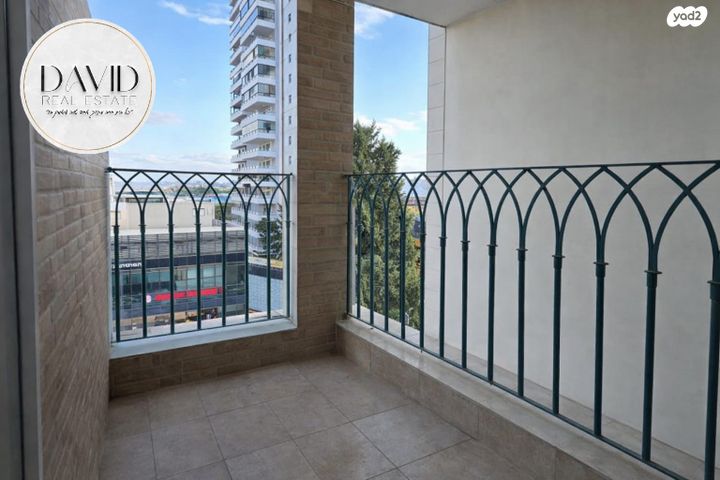 דירה, תרנ"א 25, מרכז העיר, חדרה