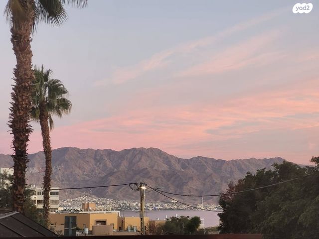 דו משפחתי, אילת