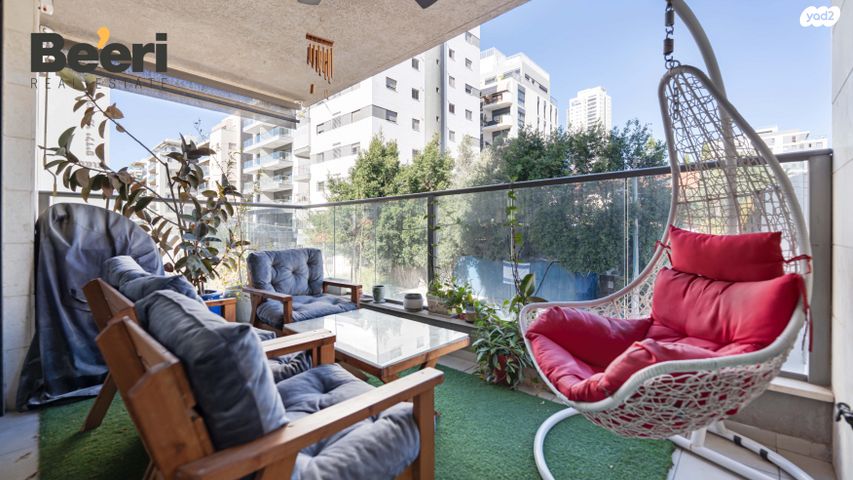 דירה, החי"ל, נגבה, רמת גן