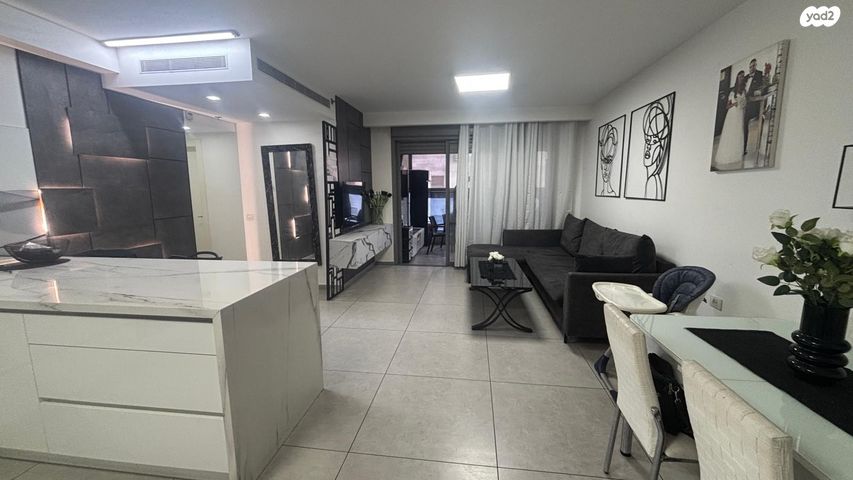 דירה, העצמאות 36, רובע הקריה, הסיטי, אשדוד