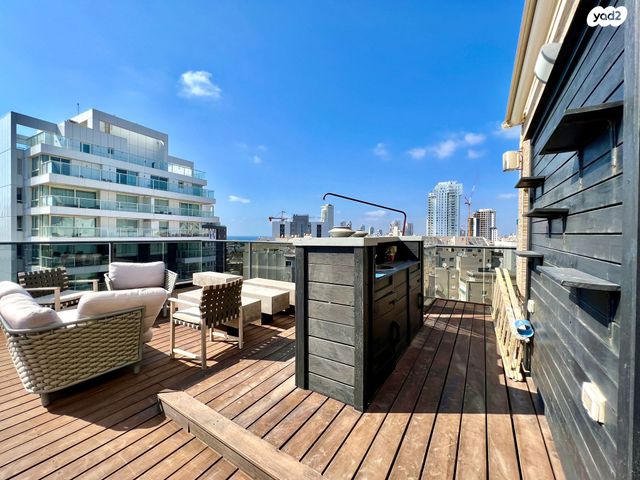 גג/ פנטהאוז, שדרות ירושלים 1, מרכז העיר דרום, נתניה