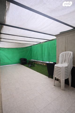 דופלקס, זלמן שז"ר, צפת