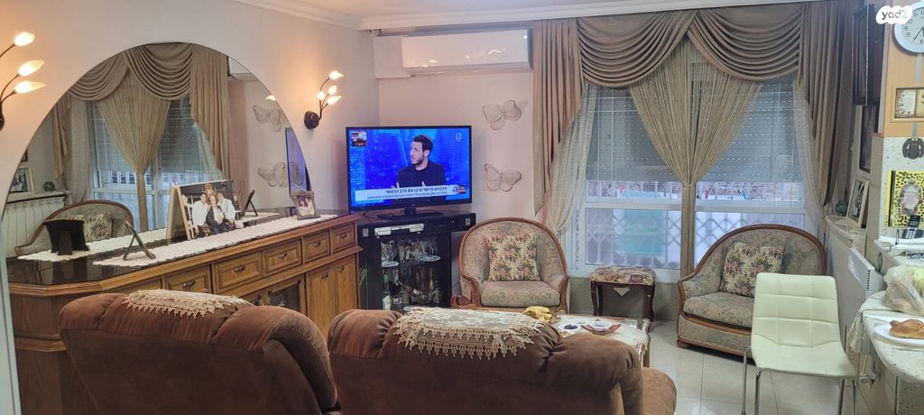 דירה, ארתור הנטקה 52, קרית היובל, ירושלים