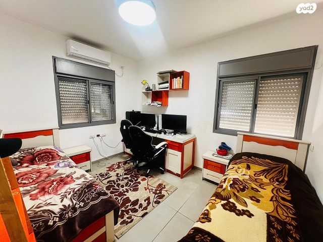 דירה, מרדכי אנילביץ', עכו