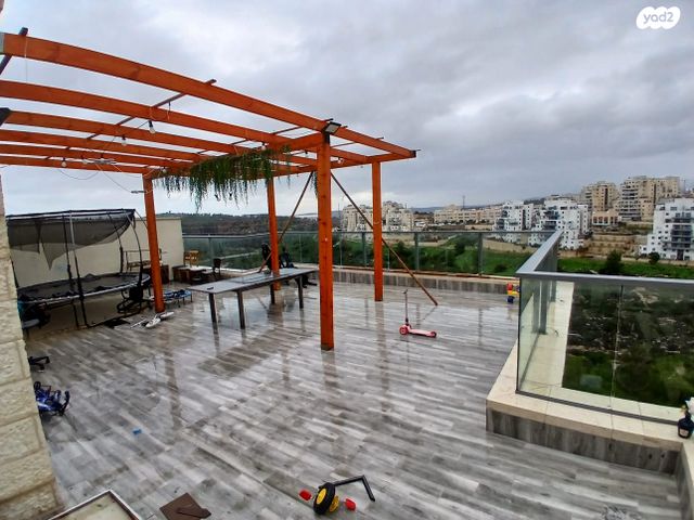 גג/ פנטהאוז, בית שמש