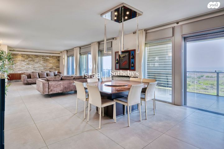 דירה, אליהו ברלין, אזורי חן, גימל החדשה, תל אביב יפו