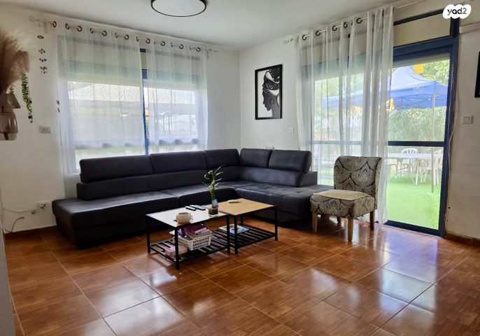 דירת גן, כרמיאל