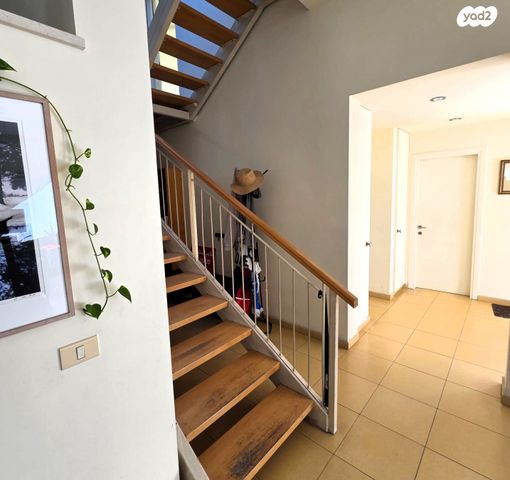 בית פרטי/ קוטג', קרית יערים, רמת השרון