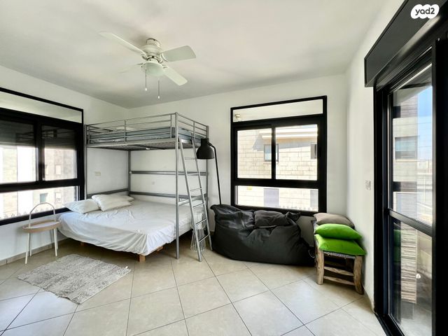 גג/ פנטהאוז, שדרות ירושלים 1, מרכז העיר דרום, נתניה