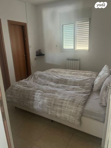 דירה, שמעון בן חמו, חומת שמואל, הר חומה, ירושלים