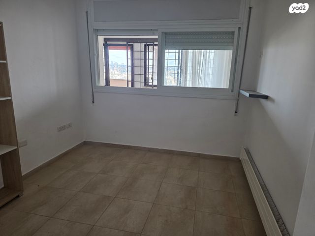 דירה, שבתאי הנגבי, גילה, ירושלים