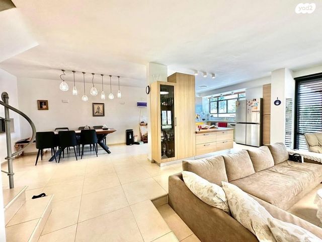 בית פרטי/ קוטג', הספורטאים, רסקו ב', חולון