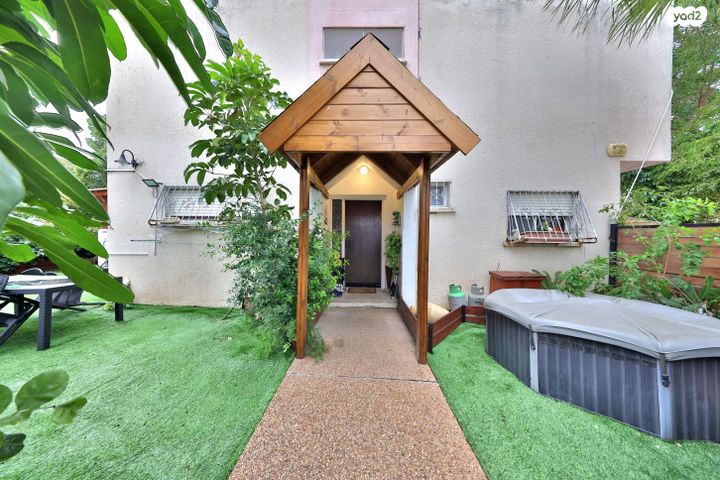 דו משפחתי, התמרים, אלונים, קרית אתא