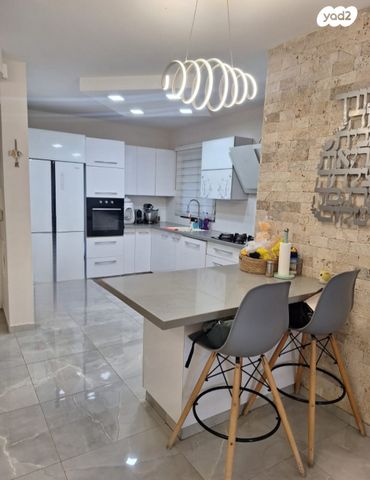 דירה, הגלעד 1, קרית השרון, נתניה