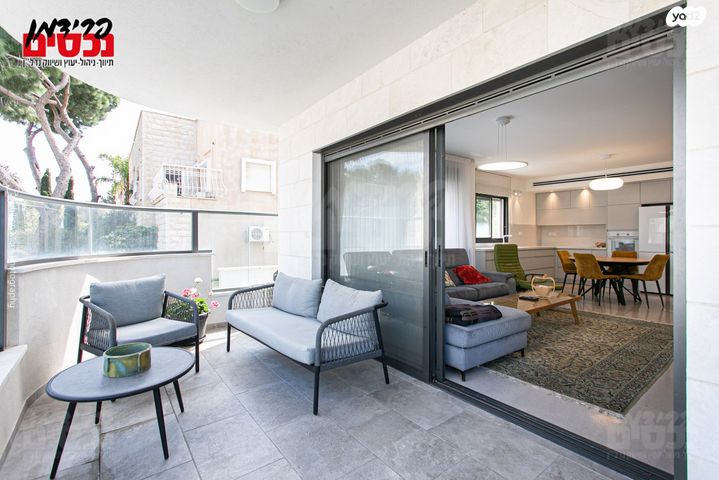 דירה, חנה, כרמליה, חיפה