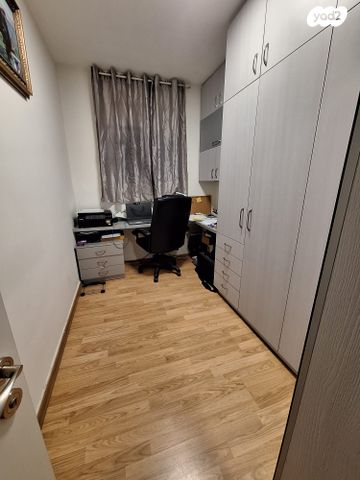 דירה, מנדלי מוכר ספרים, לב העיר, בת ים