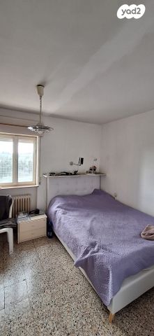 דירה, פסח חברוני 118, קרית היובל, ירושלים