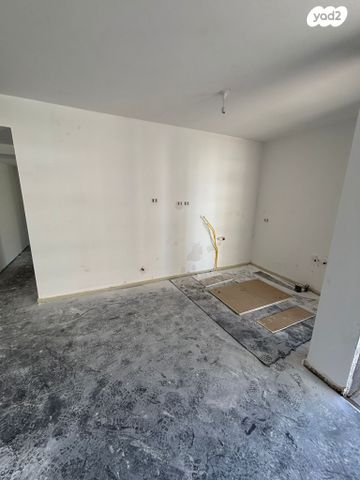 דירה, גולומב, ארלוזורוב, גבעתיים