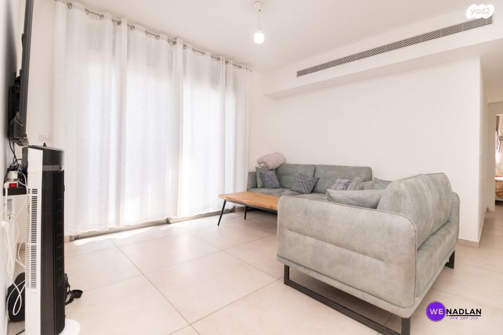 דירה, אחדות 20, בצוותא, חריש