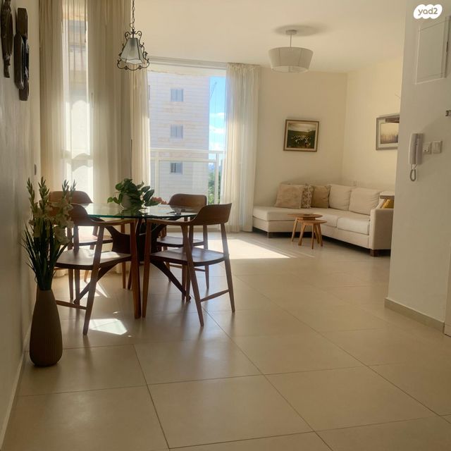 שמעון בן צבי 