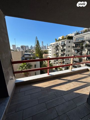 דירה, גולומב, ארלוזורוב, גבעתיים