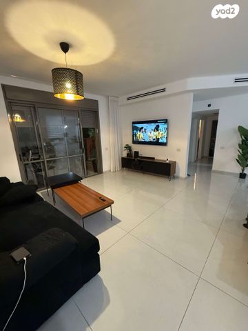 דירה, שדרות עמק האלה, שקמים ואגמים, אשקלון