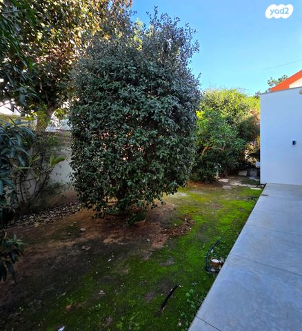 בית פרטי/ קוטג', קרית יערים, רמת השרון