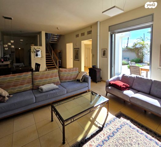 בית פרטי/ קוטג', קרית יערים, רמת השרון