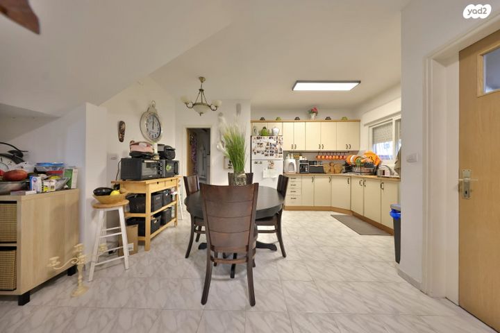 דו משפחתי, התמרים, אלונים, קרית אתא