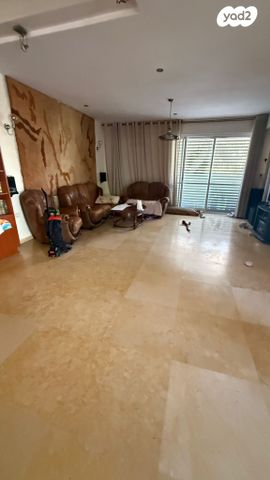 בית פרטי/ קוטג', הכתר, נווה חוף, ראשון לציון