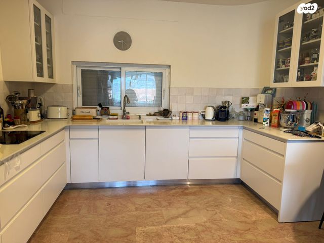 בית פרטי/ קוטג', האתרוג, קרית יערים, גבעת זאב