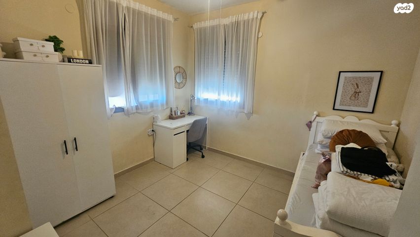 דירה, סמטת אבני חושן, גני מרום, רמת גן