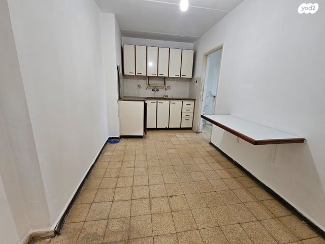 דירה, הגליל, כרמיאל