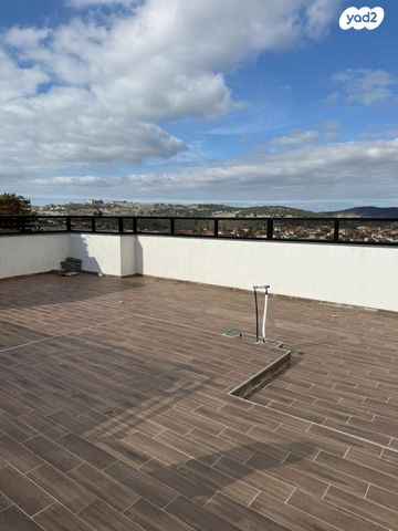 גג/ פנטהאוז, סביונים, מעלות תרשיחא