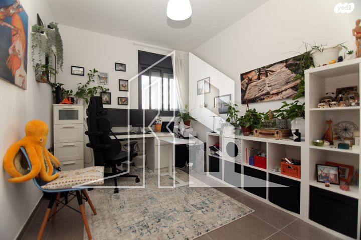 דירה, שמורת נחל בשור, אגמים, נתניה