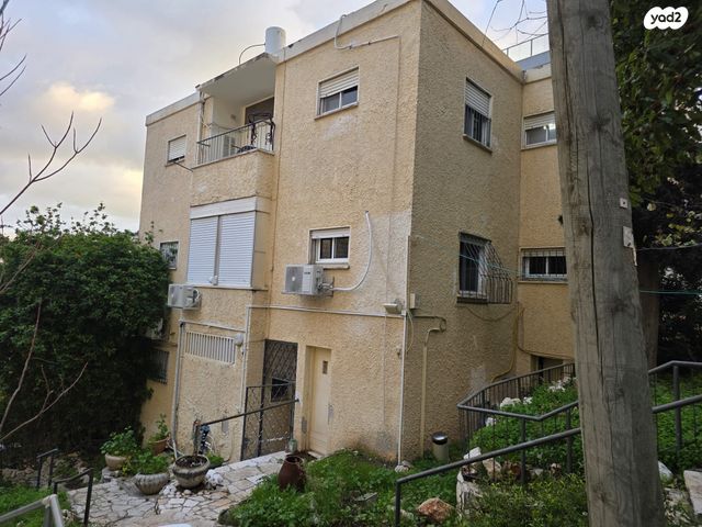 בנימין ד'ישראלי 