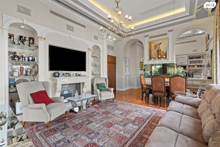 גג/ פנטהאוז