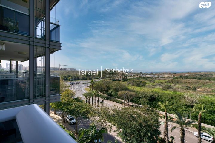 דירה, אליהו ברלין, אזורי חן, גימל החדשה, תל אביב יפו