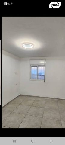 דירה, יאיר שטרן, עין הים, חיפה